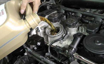 汽車發動機維修中的注意事項