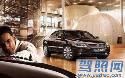 這輛車(chē)能自己維護(hù)嗎
