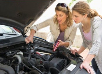 如何維護汽車電池？老司機教