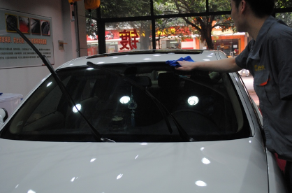 玻璃滑水涂層有什么好處
