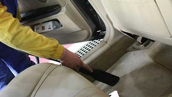 汽車腳墊的清洗方法
