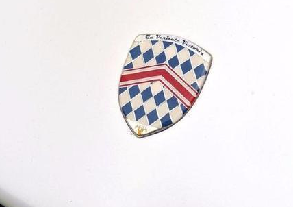 這13個世界級冷門車標，認全一半以上算牛，設計比熱門品牌好看