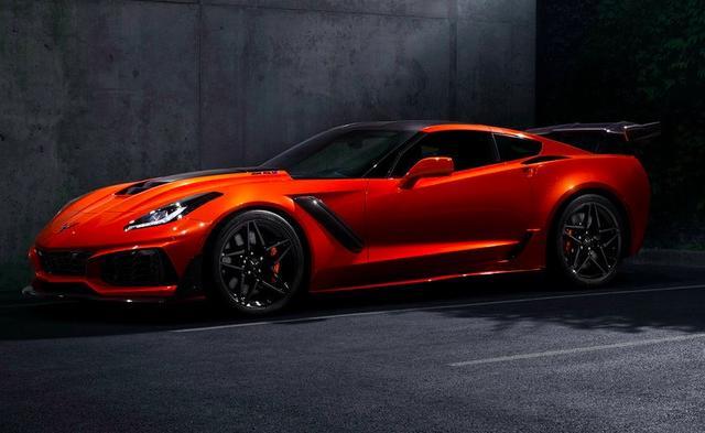 這款車車標(biāo)很低調(diào)，看起來像五菱，但一般人惹不起，價(jià)格上百萬