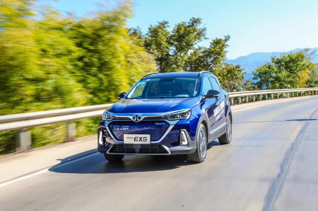 把車標換成英文字母就能逆天改命？捷達：我偏不信