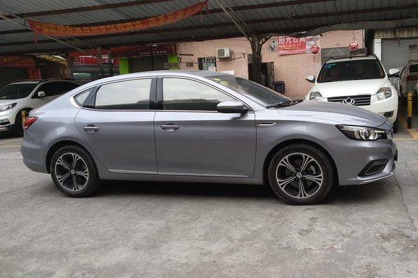 車標是一大亮點，看起來就是豪車，名爵-6 ！網友們都躁起來了！