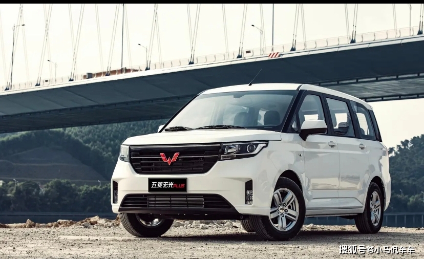 車標對車的氣場有多大影響力？換個車標立馬見分曉！