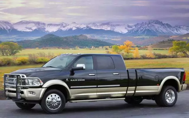 教你認車——車標它是一個頭，不是馬來不是牛