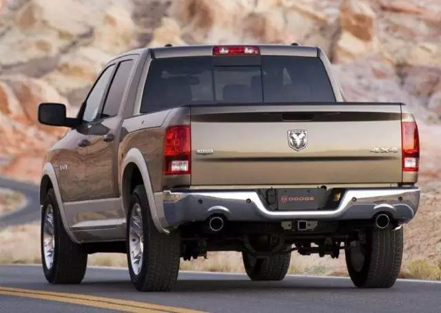 教你認車——車標它是一個頭，不是馬來不是牛