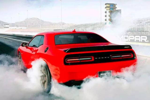 教你認車——車標它是一個頭，不是馬來不是牛