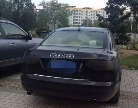 被玩壞的車標(biāo)，圖一我忍了，圖二我再忍，圖四我忍無可忍