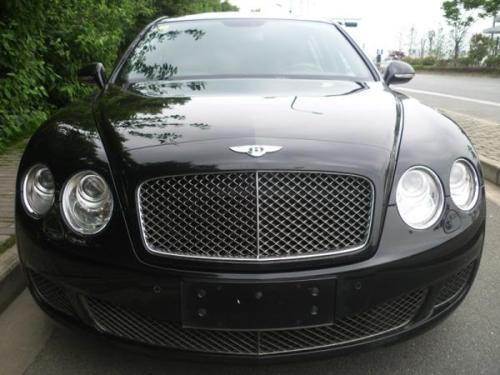 世界9大名車，窮人可能只認識車標了，據說布加迪這款價值半個億