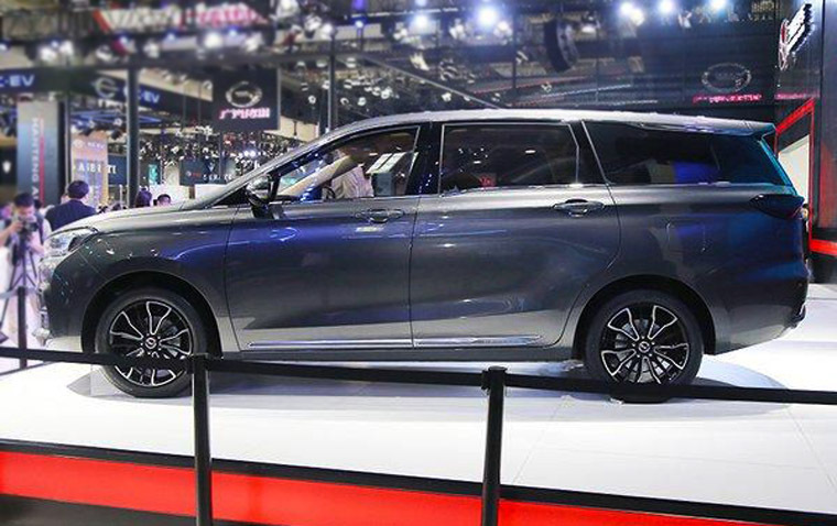 國(guó)產(chǎn)較新MPV神車，車標(biāo)帶一匹馬！看了外觀內(nèi)飾寶駿甘拜下風(fēng)