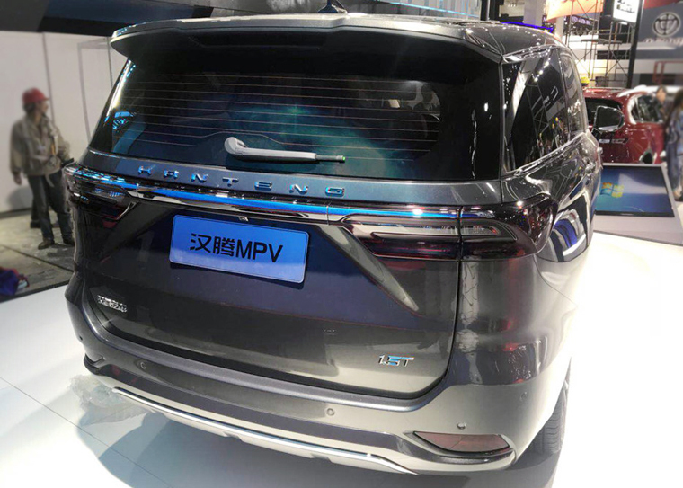 國(guó)產(chǎn)較新MPV神車，車標(biāo)帶一匹馬！看了外觀內(nèi)飾寶駿甘拜下風(fēng)