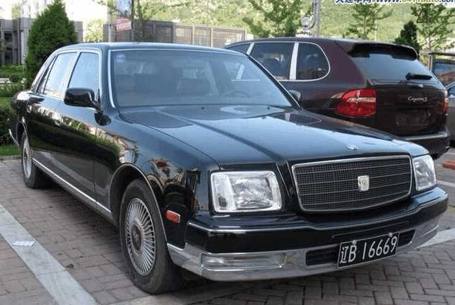 車標一只金鳳凰, 天皇專屬座駕, 國內僅剩4輛