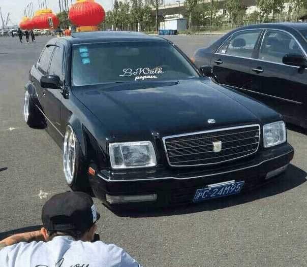 車標一只金鳳凰, 天皇專屬座駕, 國內僅剩4輛