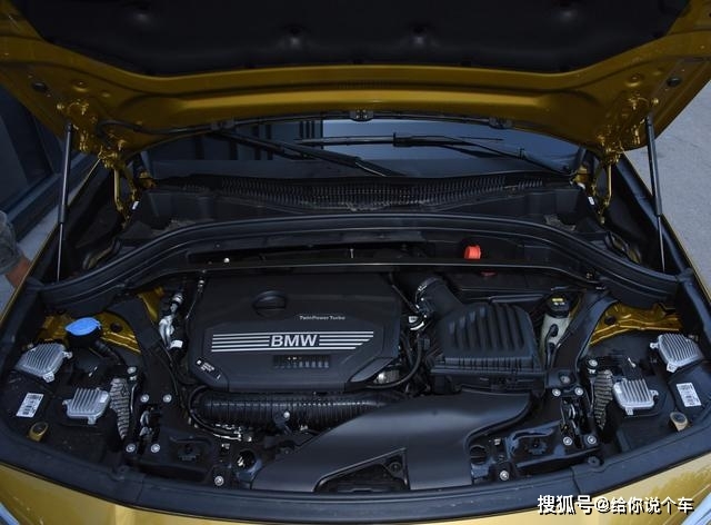 車標(biāo)就值十萬的3款豪華SUV，網(wǎng)友：以后買車要繞著走