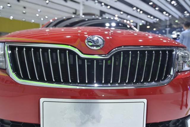 公認(rèn)較丑的5個(gè)車標(biāo)，第三個(gè)號稱男司機(jī)克星，第四個(gè)太像女性用品