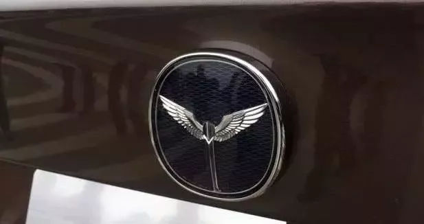 這十個車標，你能認識一個算我輸！