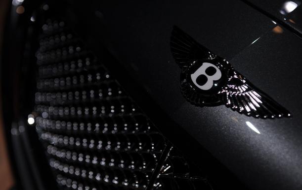 豪華車標值多少錢？賓利車標15萬排第三，較貴車標夠小編兩年工資