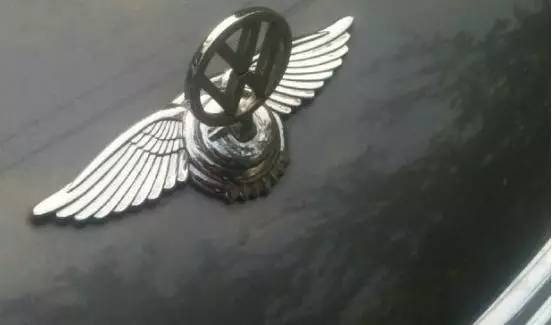 這些車標已被車主玩壞！你還能判斷這都是什么車嗎？