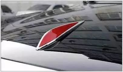 全球較美車標，較丑車標，較奇葩車標都在這兒了！