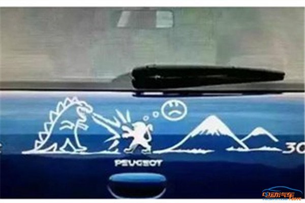 車標還可以這么玩？雷的外焦里嫩，簡直太有才了