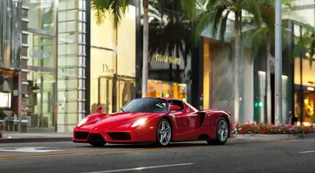 全球較美的車標(biāo)出爐，苐yi名絕對(duì)的當(dāng)之無愧！