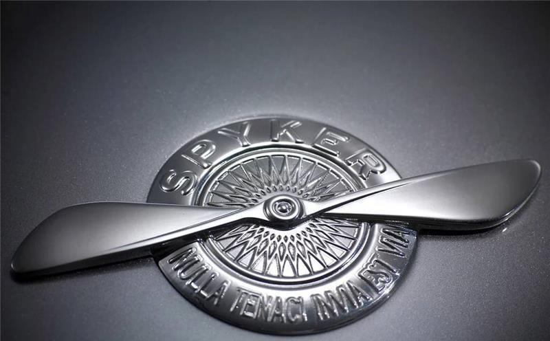 “較豪華”的5個汽車品牌，車標個個“美不勝收”，想看躲遠點！