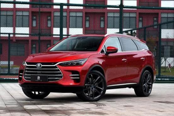 比亞迪這次的新車標絕了，比巴博斯帥氣十倍，BYD的車標絕跡了