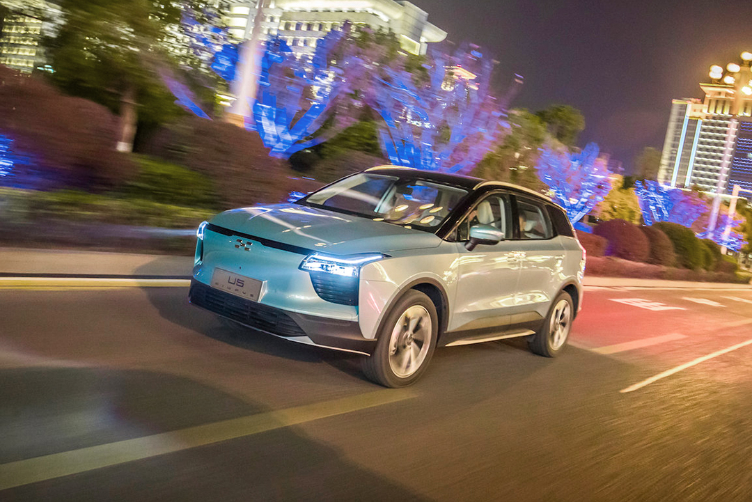 車標都沒幾個人認識，全新國產SUV敢賣20來萬，果然有點貨！