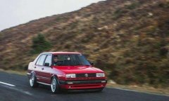 把quot車標quot扣下來，恕我直