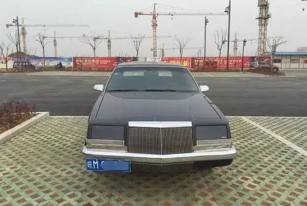 分享|車標是五角星，當年也是豪車，卻因外型不受國人待見！