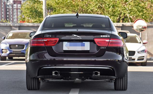 確定只有大眾車標(biāo)下帶字母？這四款車也有字母，你注意過嗎？