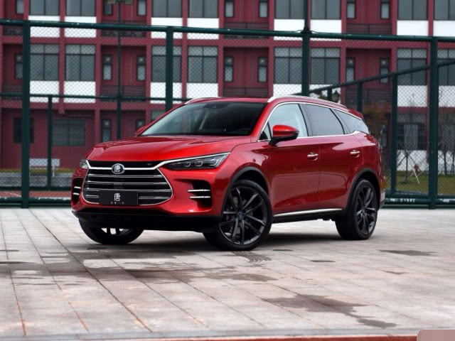 比亞迪再次啟用字母車標，全新一代唐配置下血本，一條輪胎兩千塊