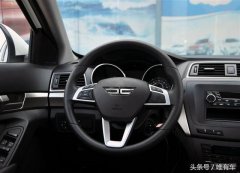 車標太難看，網友為北汽操碎