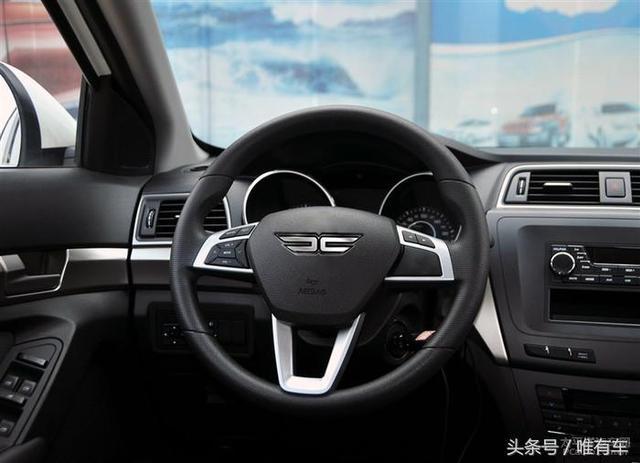 車標太難看，網友為北汽操碎了心，實力為北汽設計車標