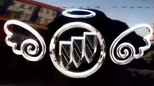 車標還能這樣玩！車主們腦洞太大，但我只服苐yi個