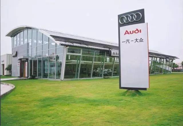 經典車標背后竟隱藏著一段虐戀往事？