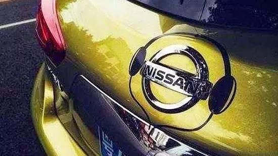 “很黃很暴力”的惡搞車標，雷諾車標較無法直視