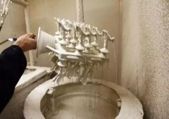 你真以為勞斯萊斯車標(biāo)是水晶