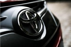 一個(gè)豐田12個(gè)車(chē)標(biāo)，老司機(jī)最