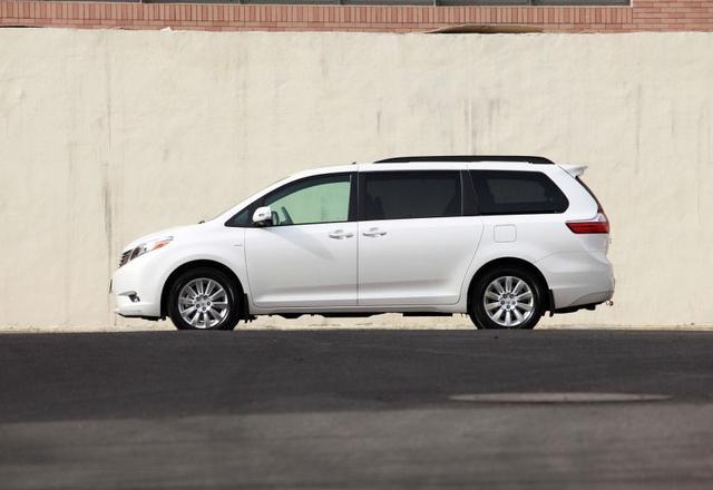 車標(biāo)都認(rèn)識(shí)但車卻沒啥人認(rèn)識(shí)，用V6賣45萬(wàn)的高端貨