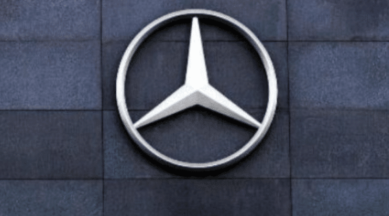  因?yàn)檐嚇?biāo)太像，奔馳告這家國(guó)產(chǎn)車5次都以失敗告終，無(wú)奈認(rèn)輸