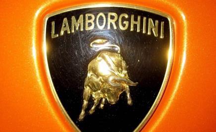 十大“盾形”車標，認出“別克”不算啥，全認識送“榨菜”！