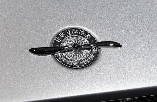 世界上較牛的6個車標，懂車的人才能認全，只認識奔馳寶馬的退開