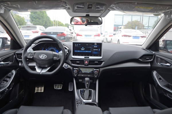 只有車標是國外的 這些“專供車”你會買么？