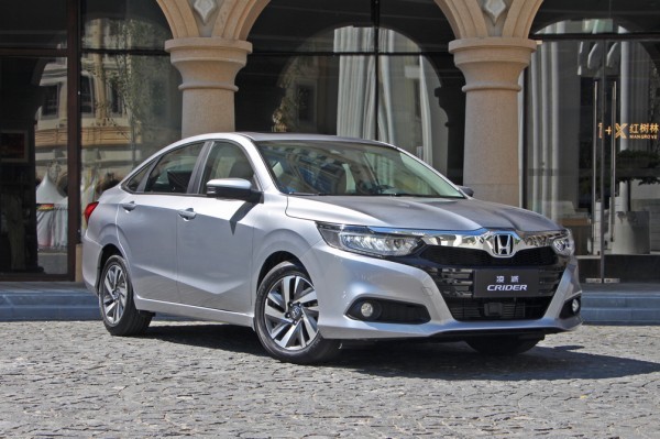 只有車標是國外的 這些“專供車”你會買么？