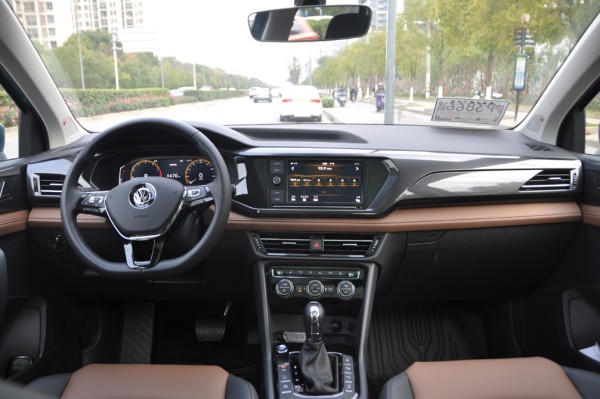 只有車標是國外的 這些“專供車”你會買么？