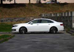 被車標(biāo)害慘的豪車，檔次不輸