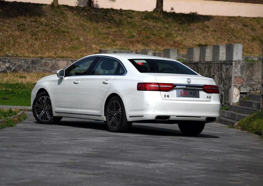 被車標害慘的豪車，檔次不輸帕薩特，一路跌至不足15萬，就沒人買